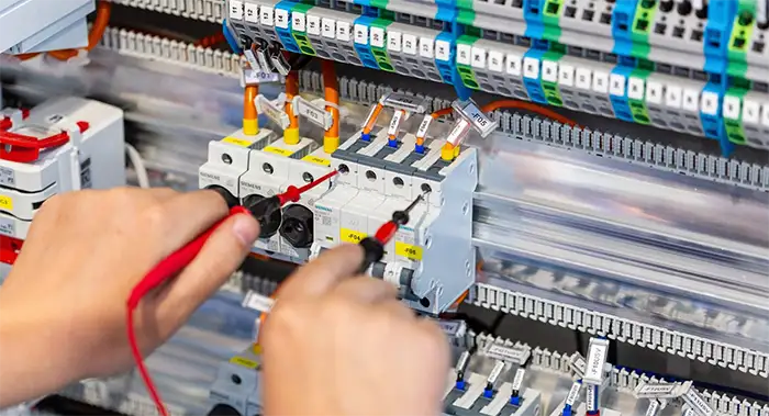 درباره قرارداد پیمانکاری برق صنعتی